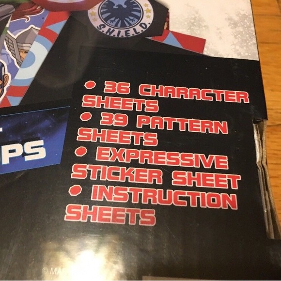 MARVEL AVENGERS ORIGAMI & Fun Fold-ups-9 FUN Projects Includes Stickers Ages 7+ - Picture 7 of 7